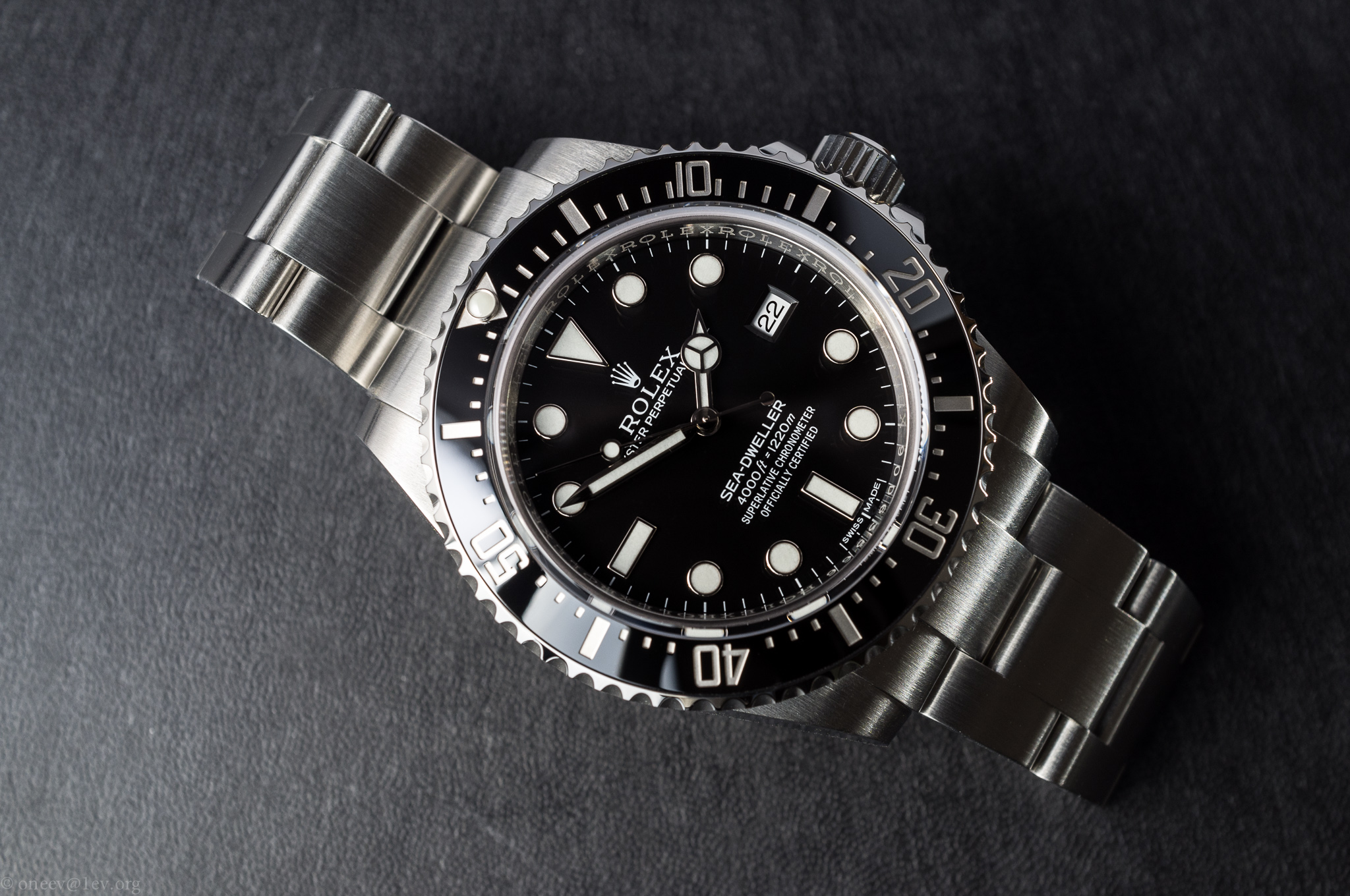 Revue illustrée de la Rolex Sea Dweller 4000 (116600) - Page 3 ZptLMH70MRlYSlFJvS0__DejL7DL4hMXdIJnWFISNxaUHwd36pKUrBpbAgiEs_Kp9bsDOaJjpyMxY6yTkfCgfA0JzE53XLkw44VsI_nv=w2048-no