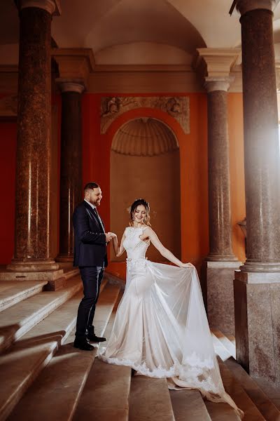 Fotografo di matrimoni Polina Pavlova (polina-pavlova). Foto del 19 aprile 2018