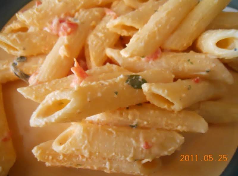 Penne Pasta With Basil And Red Pepper