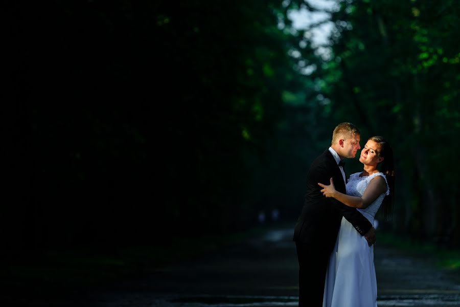 Fotografo di matrimoni Krystian Janeczek (janeczek). Foto del 20 settembre 2016