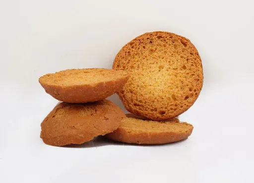 Dheradhuni Rusk