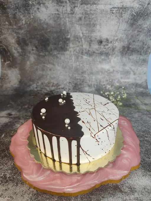 Choco Vanilla Cake