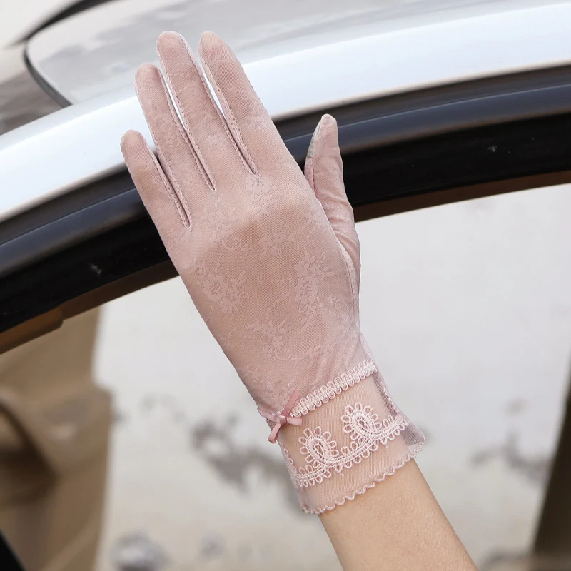 Gants femme dentelle écran tactile conduite protection solaire, élégants et pratiques, parfaits pour l'été, pour une conduite sûre.