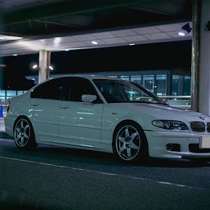 3シリーズ セダン E46