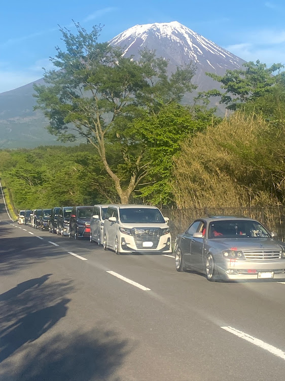 ヴェルファイアの関輩東、東輩海・合同ミーティング・5月5日は大人の日？・富士山とコラボ・撮影OKスポットに関するカスタム事例の投稿画像10枚目