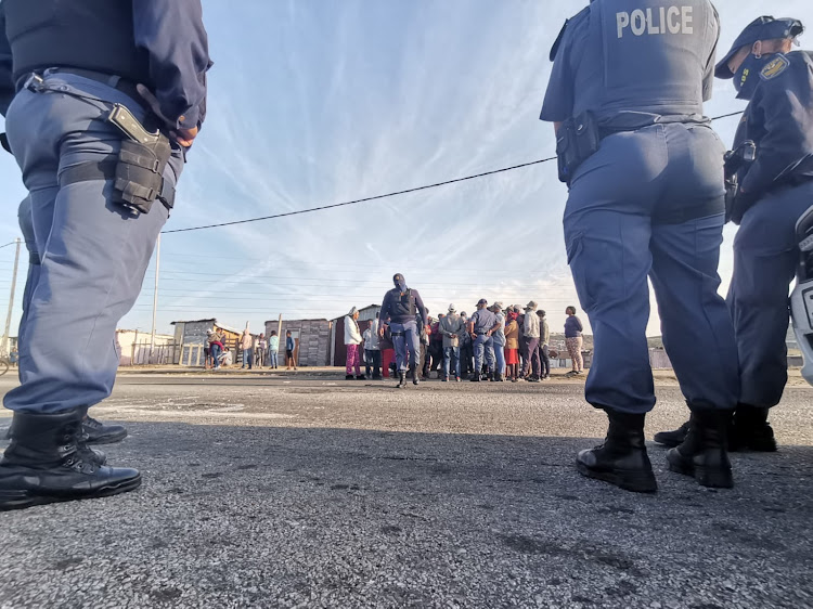 Police are monitoring the protest by a small group of people along Uitenhage Road, near Govan Mbeki township, which is disrupting traffic