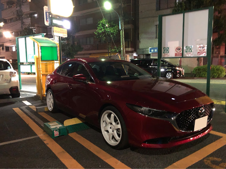 アクセラスポーツのMazda3に関するカスタム事例の投稿画像3枚目