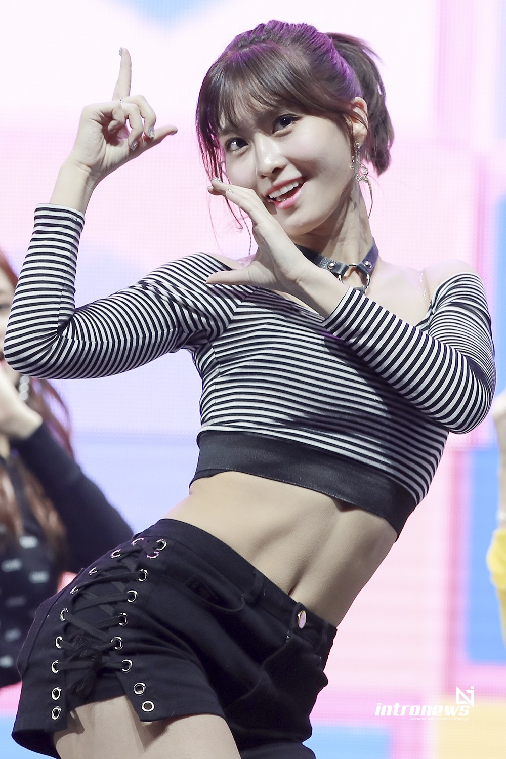 momo crop 22