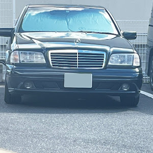 Cクラス セダン W202