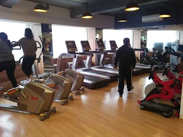 Retro Fitness Gym and Spa photo 