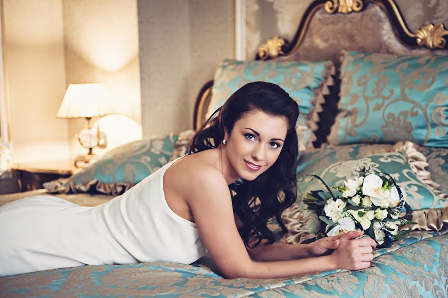 Wedding photographer Olga Denisova (olivy). Photo of 18 May 2014