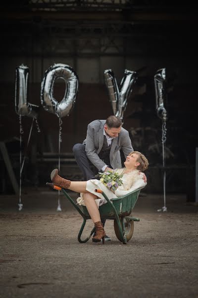 Fotografo di matrimoni Inge Van Den Heuvel (ingevdh). Foto del 26 dicembre 2019