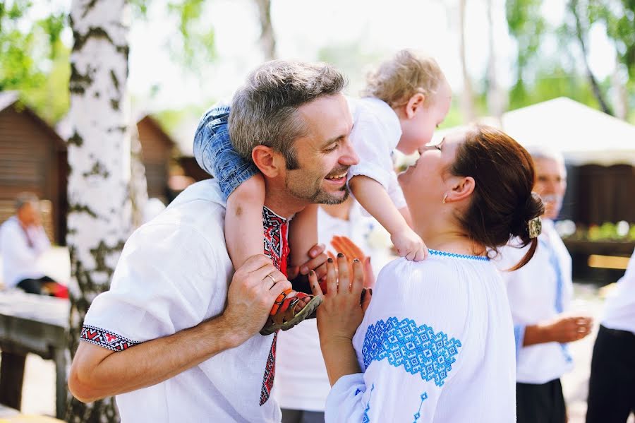 Wedding photographer Volodimir Goncharuk (nivrok). Photo of 20 May 2013