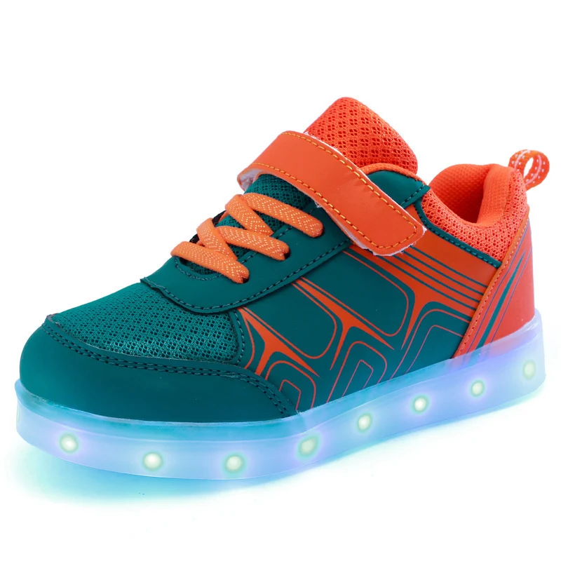 Chaussures Lumineuses Enfants USB Recharge Filles LED Mesh Flash Garçons Baskets Respirantes Avec Lumières Moyennes et Grandes pour Jouer.
