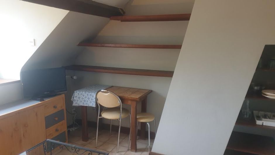 Location meublée appartement 1 pièce 12 m² à Saint-Sylvain-d'Anjou (49480), 300 €