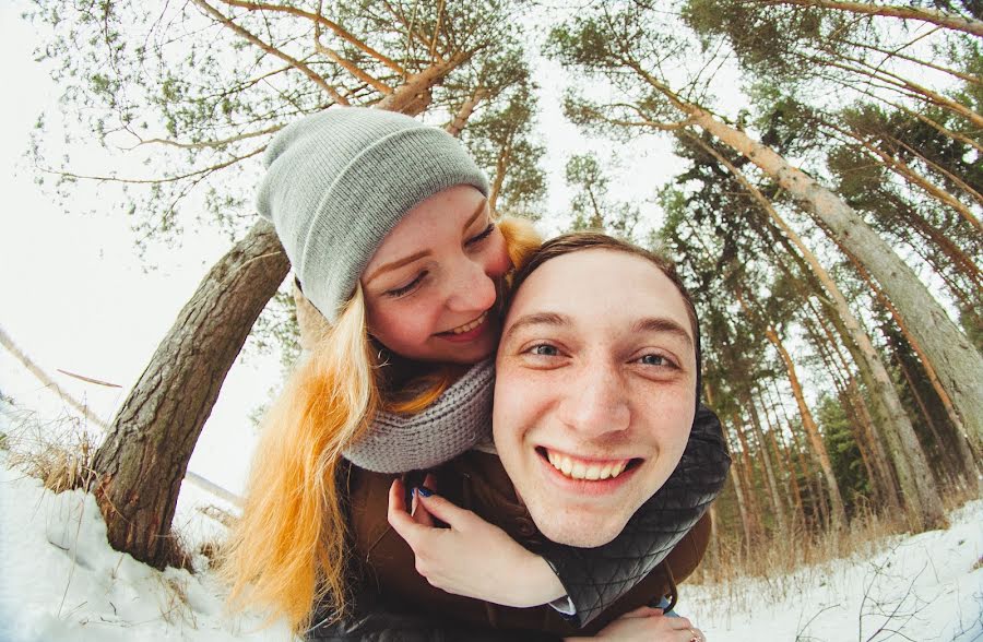 Fotografer pernikahan Vladimir Voronin (voronin). Foto tanggal 12 Februari 2015