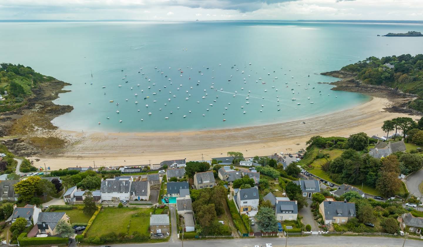 Maison en bord de mer avec jardin Cancale