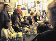 Michelle Obama having lunch in The Kitchen in Woodstock. On her left is her mother Marian Robinson, US ambassador Donald Gips and his wife Liz Berry Gips.