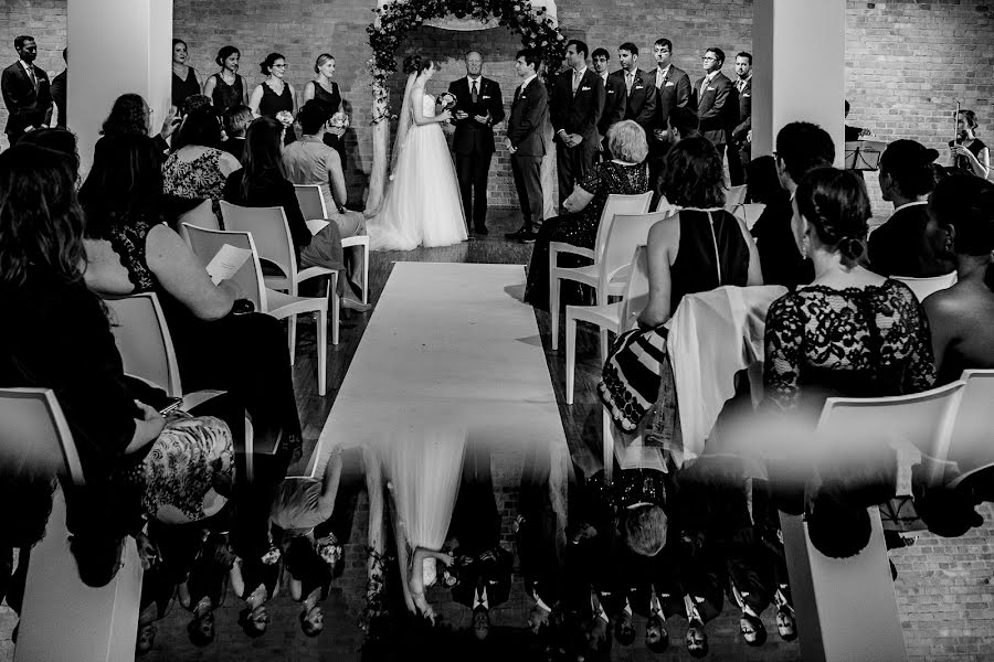 Wedding photographer Alexander Ziegler (spreeliebe). Photo of 24 November 2023