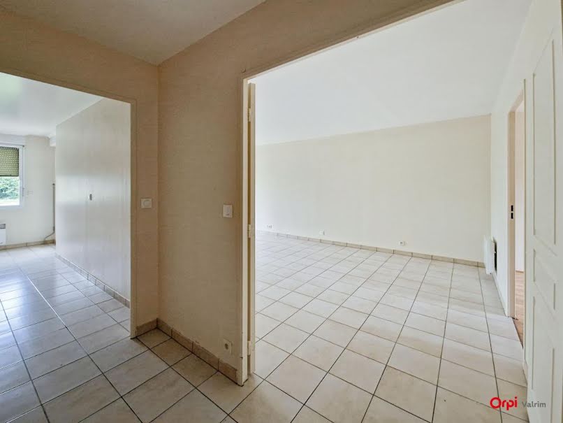 Location  appartement 2 pièces 55 m² à Montargis (45200), 650 €