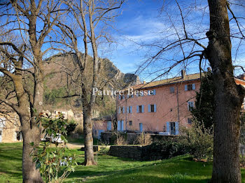 château à Manosque (04)