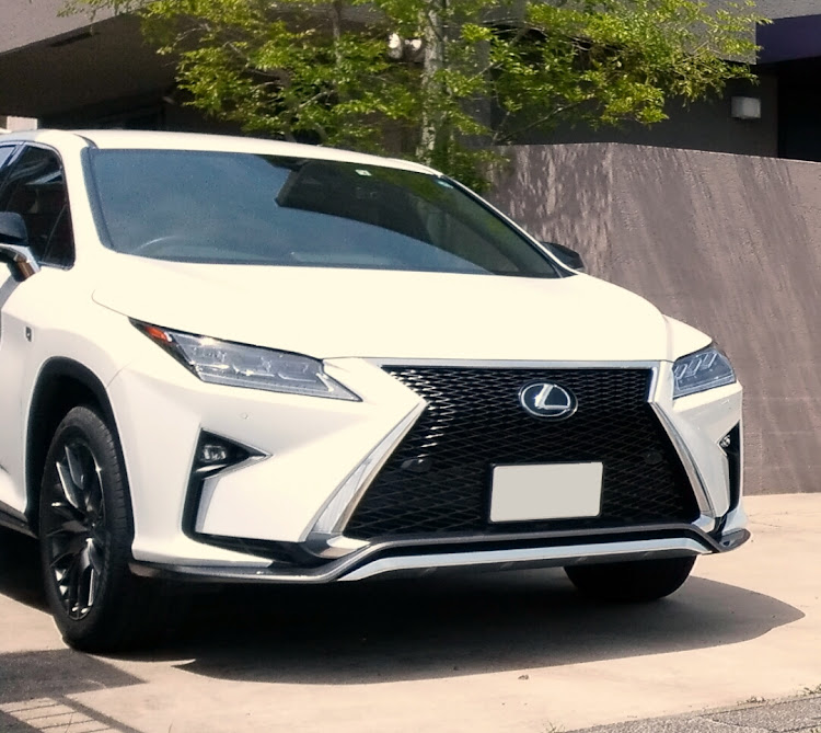 RXのCT200h・洗車・川幅日本一・カスタムの投稿をしたいに関するカスタム事例の投稿画像1枚目