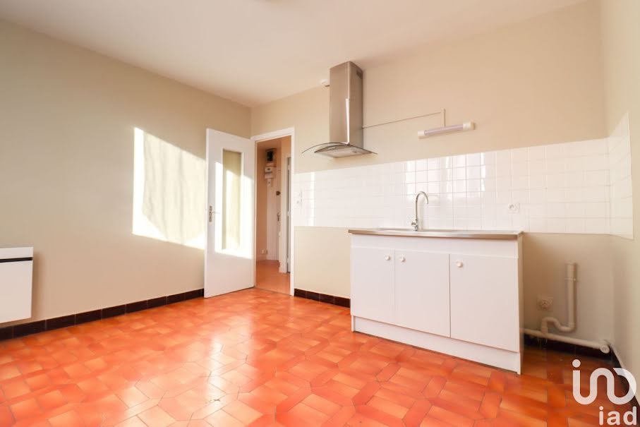 Vente appartement 2 pièces 51 m² à Ussel (19200), 43 000 €