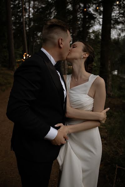 Wedding photographer Tanya Karaisaeva (tanikaraisaeva). Photo of 13 February