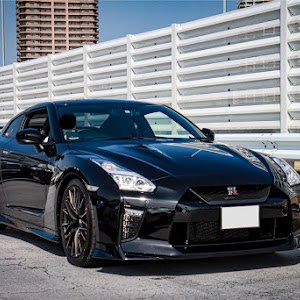 NISSAN GT-R R35