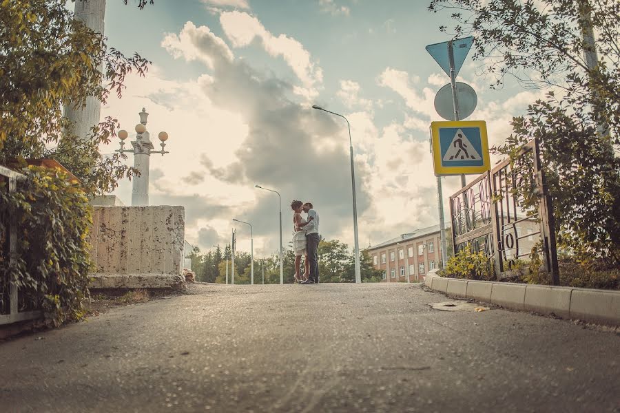 Wedding photographer Aleksandr Milay (sanpenza). Photo of 23 September 2014