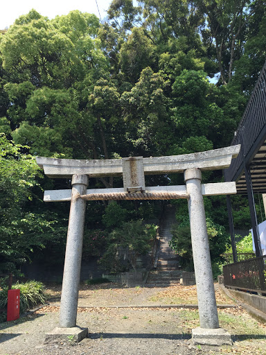 白山神社