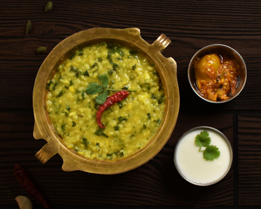 Lehsuni Methi Khichdi