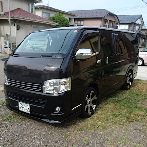 ハイエースバン TRH200V