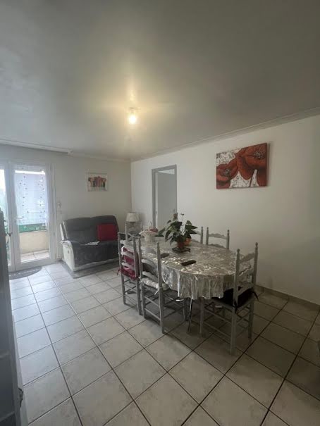 Location  appartement 3 pièces  à Le Blanc-Mesnil (93150), 950 €
