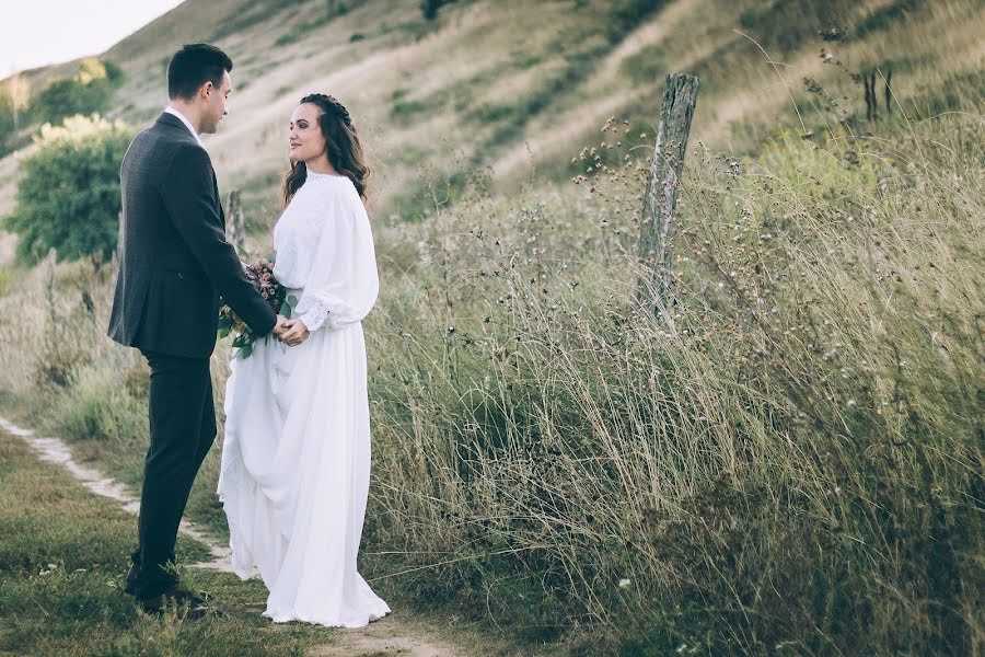 Fotografo di matrimoni Anya Berezuckaya (aberezutskaya). Foto del 13 ottobre 2016