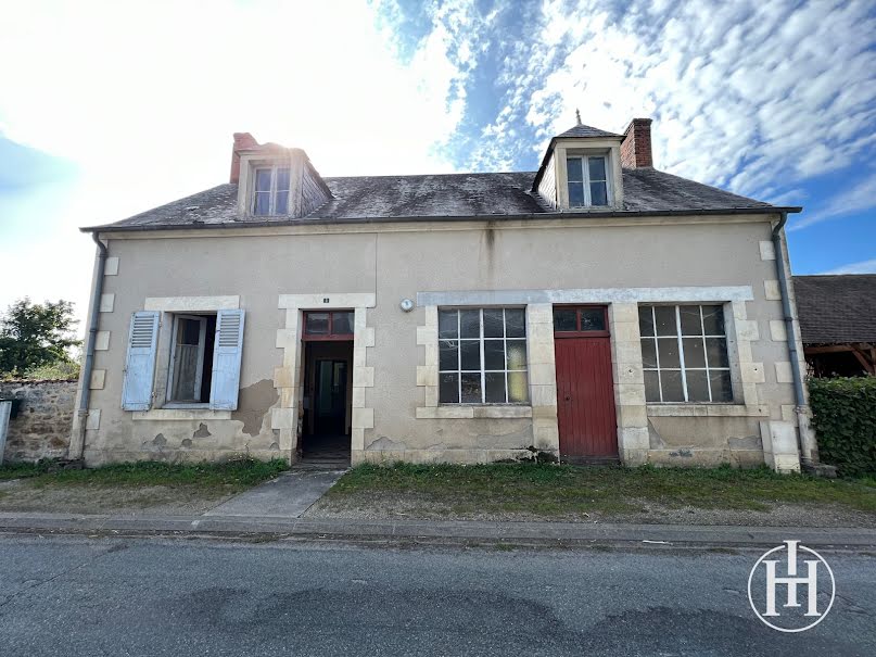 Vente maison 3 pièces 56 m² à Ainay-le-Vieil (18200), 39 000 €