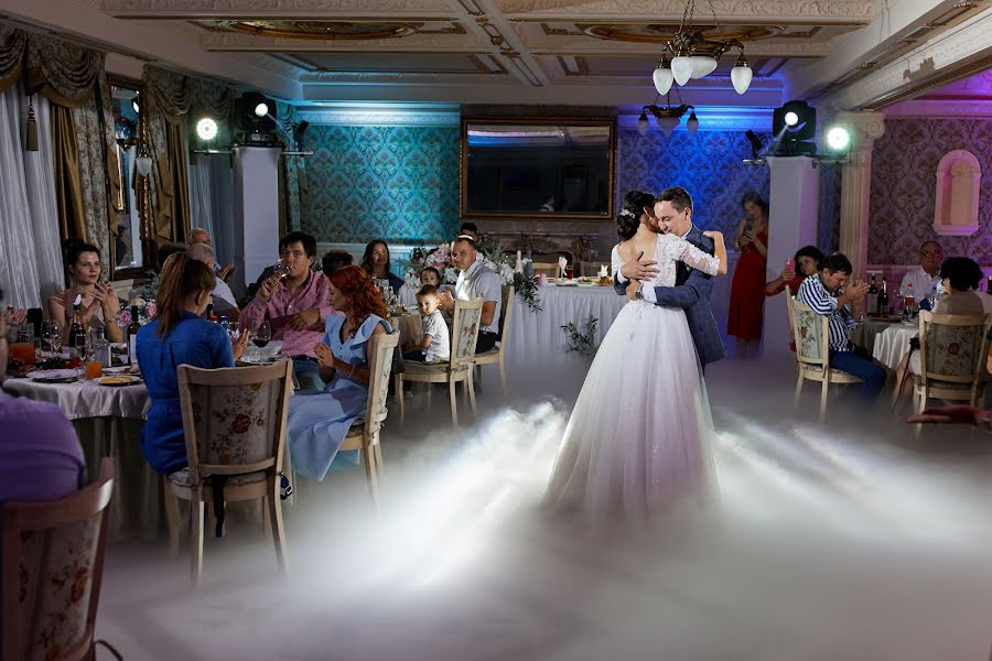 Fotografo di matrimoni Anton Erkhov (erkhov-anton). Foto del 11 settembre 2020