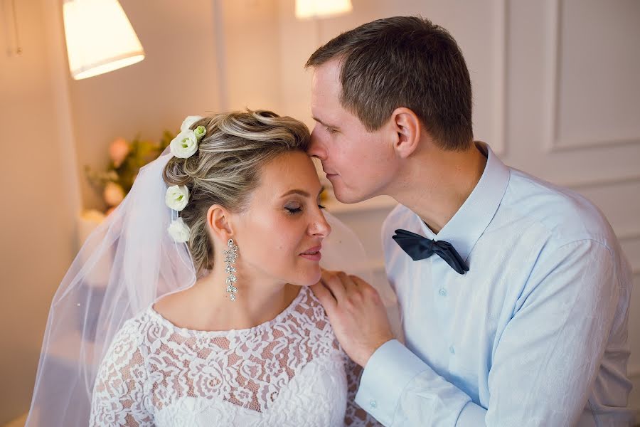 Fotógrafo de casamento Yuliya Mazhora (julijamazora). Foto de 22 de outubro 2017