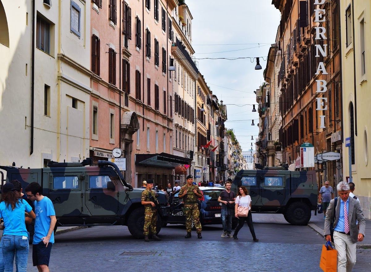 Roma. La dolce vita? Римские картинки (с Аппиевой дорогой, акведуками и пляжем)