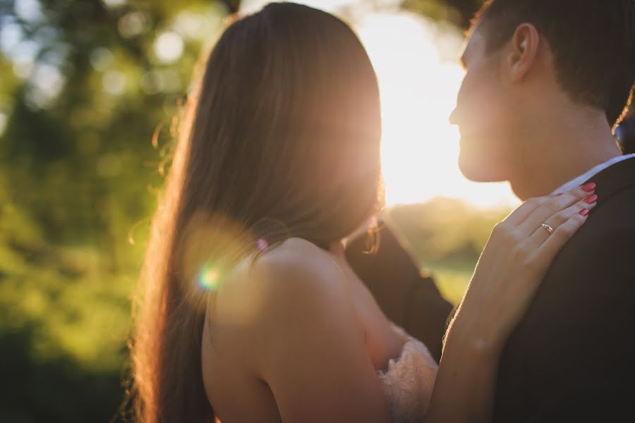 Fotógrafo de casamento Alina Chizhova (alinochek3). Foto de 6 de julho 2015