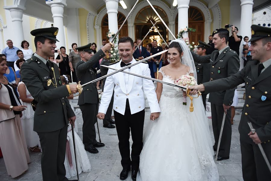 Jurufoto perkahwinan Dimos Bablis (bablis). Foto pada 2 Februari 2019