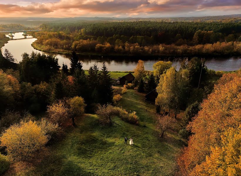 Jurufoto perkahwinan Justyna Obrycka (justynaobrycka). Foto pada 3 Jun 2023