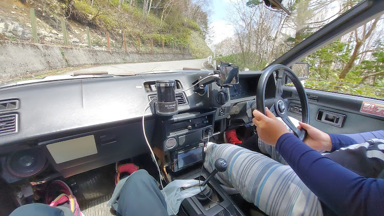 masasiさんが投稿した友達とお出かけ・ドライブ・ビーナスライン・ビーナスライン最高・AE86カローラレビンに関するカスタム事例の投稿画像2枚目