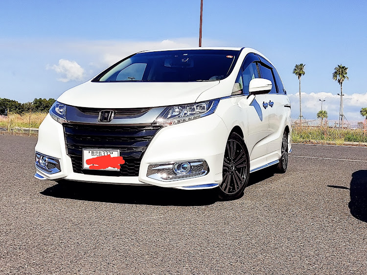 C-HRのCｰHR好きと繋がりたい・オフ会・RCオデッセイ・51シーマ・18ゼロクラアスリートに関するカスタム事例の投稿画像2枚目