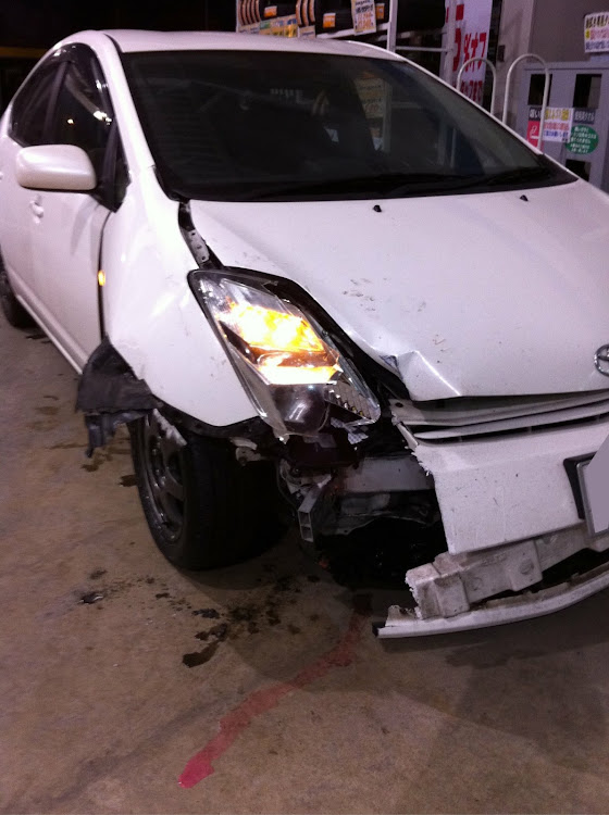 プリウスの20 PRIUS・zvw30・事故には気をつけよう・プリウス・30プリウスに関するカスタム事例の投稿画像1枚目