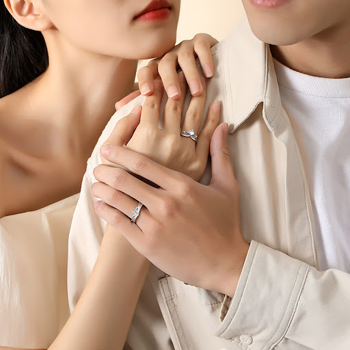 Title 4, Advanced Sense Ring for Men and Women. Track ac...