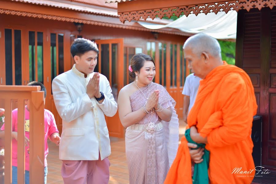 Fotógrafo de casamento Manit Worawong (manitfoto). Foto de 7 de setembro 2020