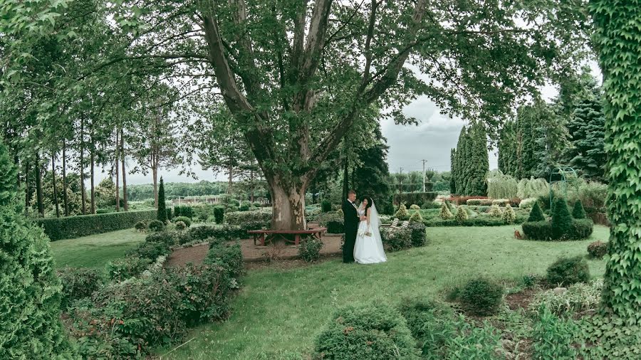 Fotógrafo de bodas Nikolay Manvelov (nikos). Foto del 29 de mayo 2017