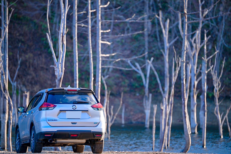 エクストレイルの愛車の一番好きな角度・SUV・NISSAN・エクストレイルT32に関するカスタム事例の投稿画像1枚目