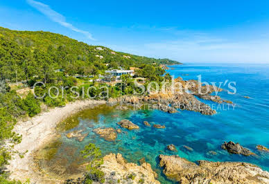 Seaside villa with pool 2